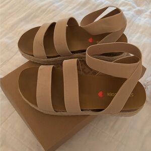 Steve Madden Big Girls Size 3 JKimmie Blush Low Platform Sandal